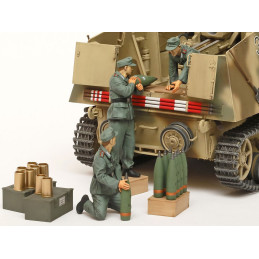 1/35 German Heavy Self-Propelled Howitzer Hummel (Late Production)