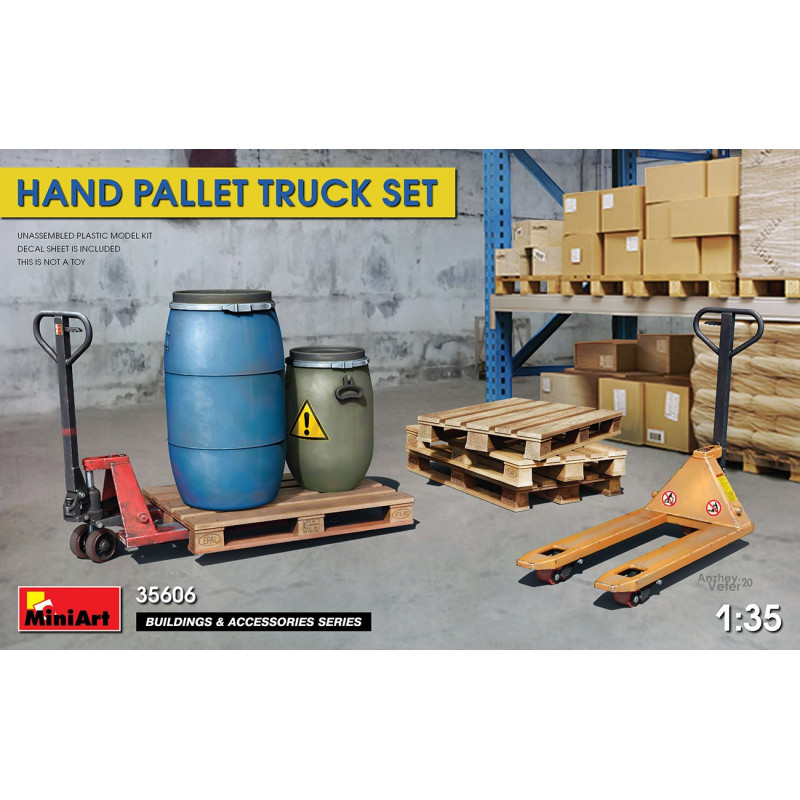 Hand Pallet Truck set 35606 MiniArt 1:35